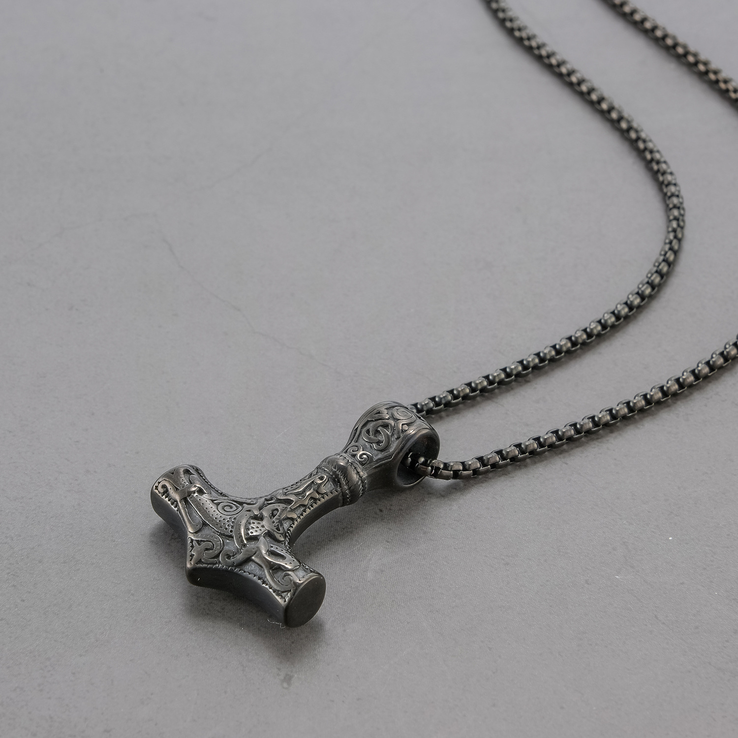 Hip-hop Retro Cross Titanium Steel Polishing Pendant Necklace display picture 4