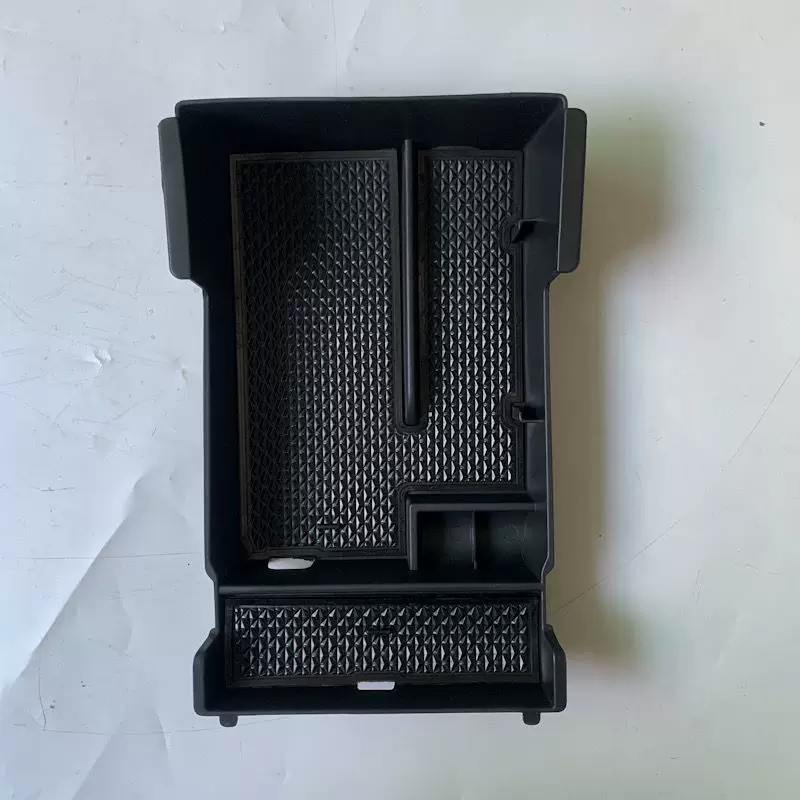 Suitable for 20 Mazda 3 armrest storage box ONECERALALATO central storage box