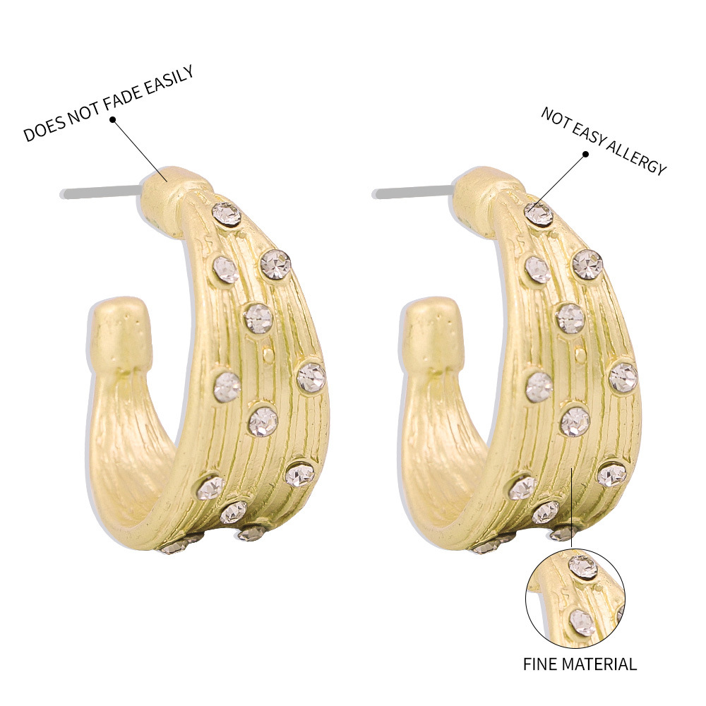 Einfache Retro C-förmige Diamantohrringe display picture 9