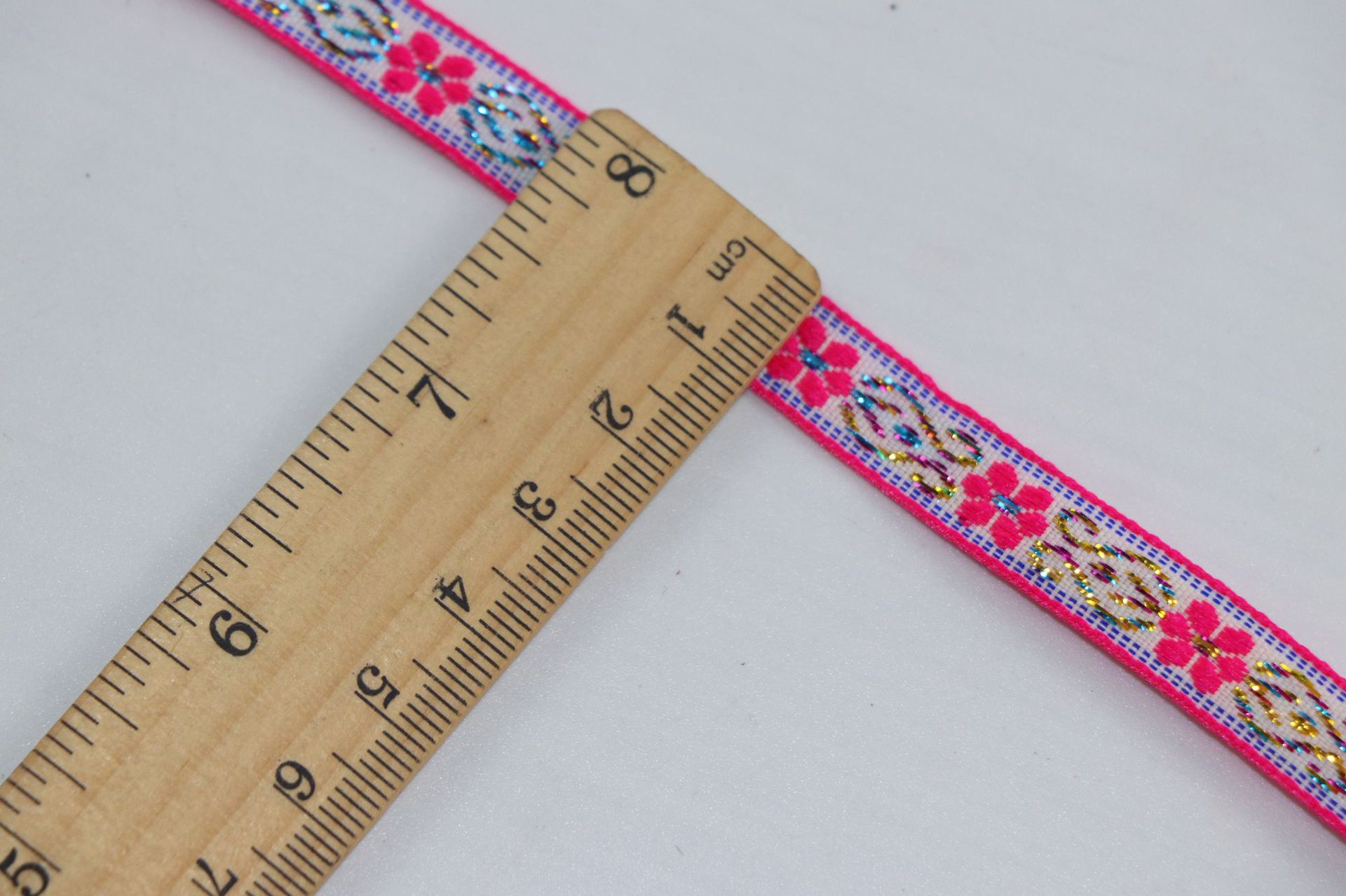 Venta al por mayor accesorios de ropa minoritaria cinta de poliéster estilo pastoral artesanal DIY tela bordado nacional cinta