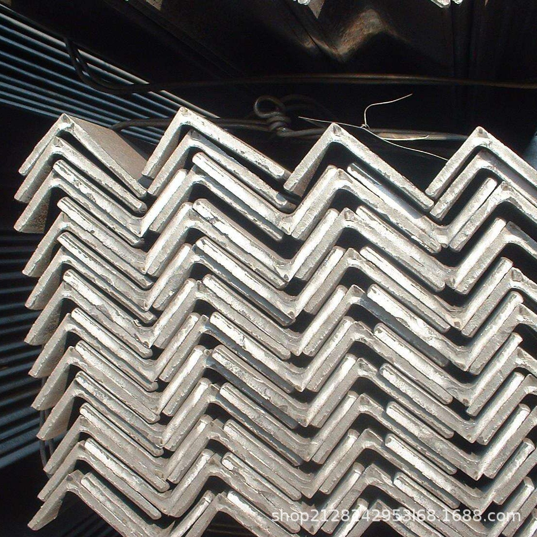 现货销售铁塔角钢质量保障45#等边角钢可加工切割