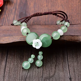 耳环;发簪;耳坠