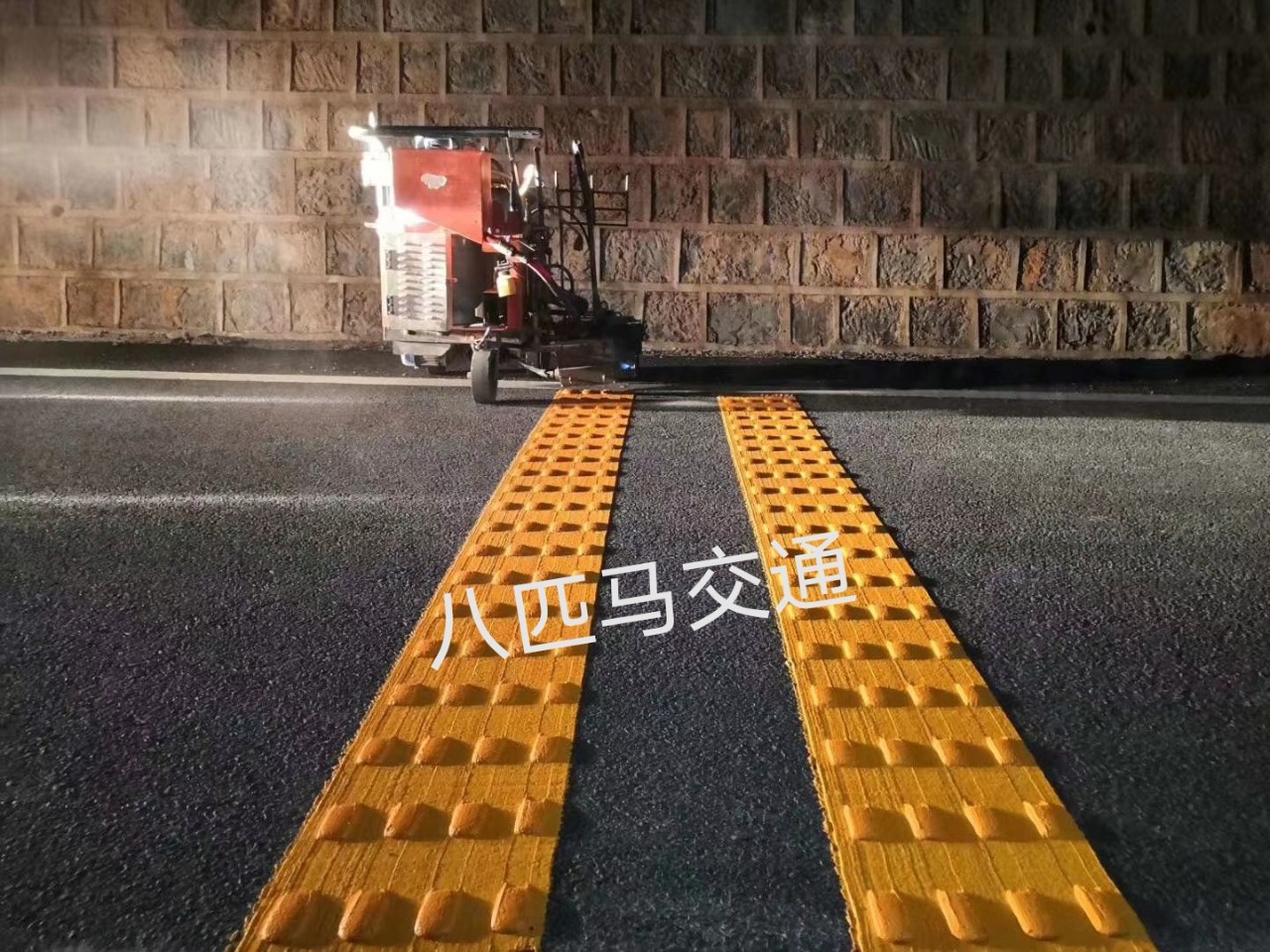振荡热熔路面标线机 凸起振荡划线车 道路减速带手推式画线车