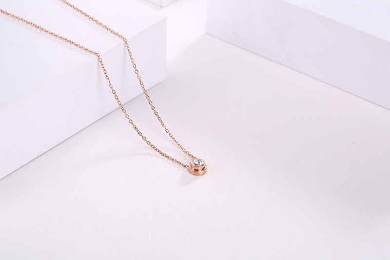 Estilo de diseñador, moderno y versátil, collar de diamante simple, colgante de borla, temperamento exquisito y exhibición de clavícula._voghion.com