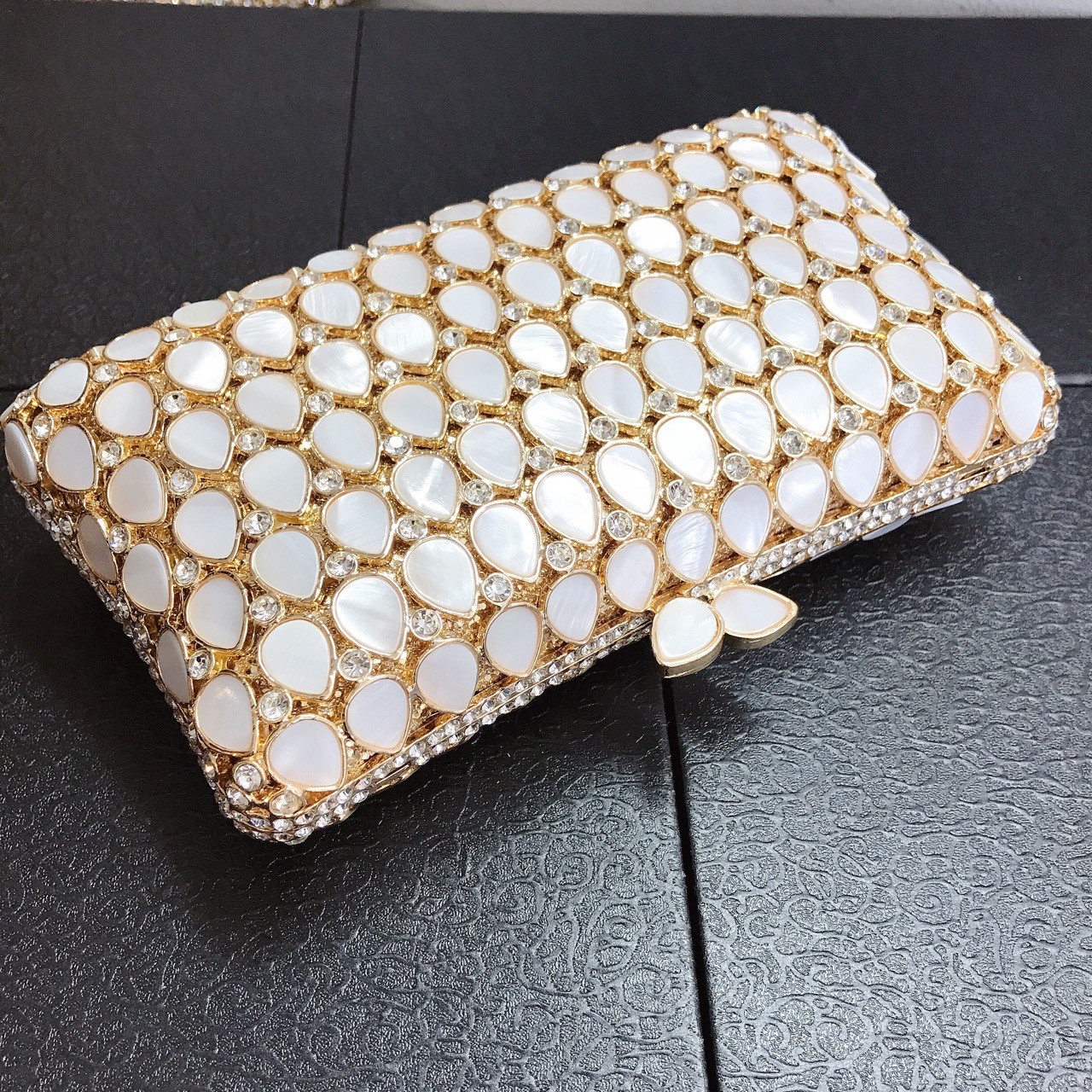 Túi clutch nữ đính đá pha lê hình giọt nước dự tiệc — Màu vàng chi tiết 7