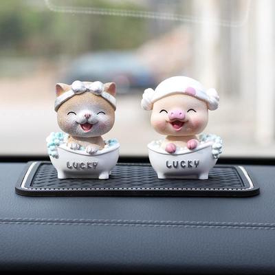 汽車擺件家居創意搖頭小豬卡通樹脂工藝品車載車上用品可愛裝飾品