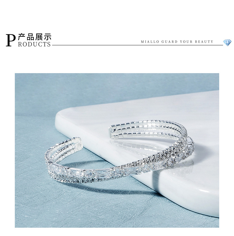 New Simple  Cross Open Bracelet Light Luxury Zircon Bracelet Wholesale Nihaojewelry display picture 4