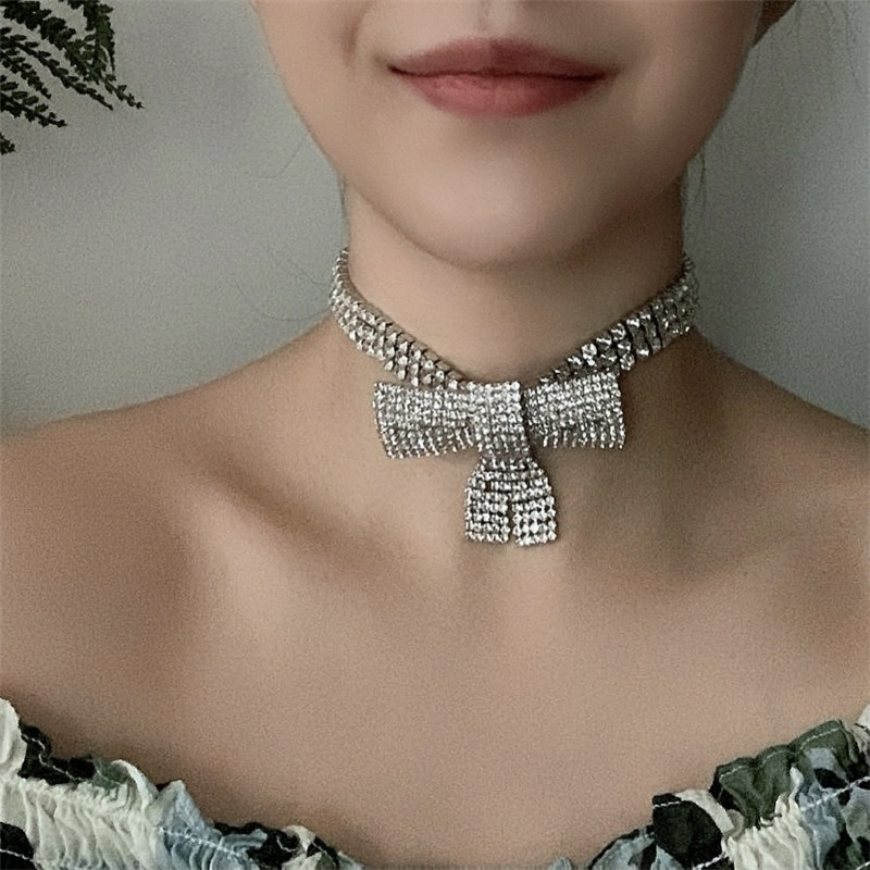 fashion full diamond geometric bow choker necklace exaggerated clavicle neck chain tide wholesale nihaojewelrypicture1