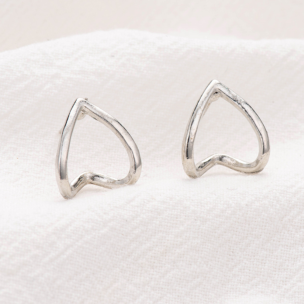 Alloy Hollow Heart Earrings display picture 6