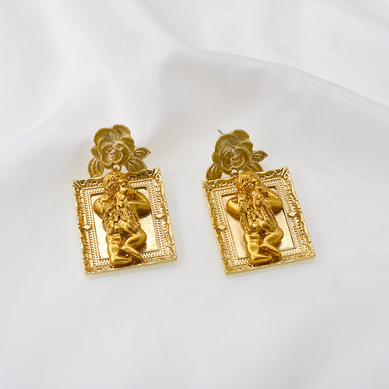 Angel Earrings Korean Temperament Fashion Angel Frame Retro Earrings First Face Thin New Tide Earrings Wholesale Nihaojewelry display picture 3