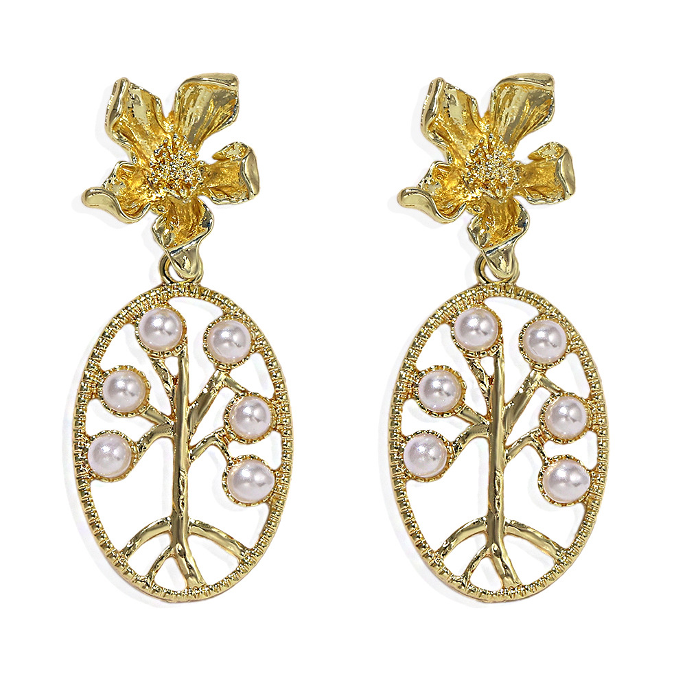 New Hot-selling Hollow Flower Creative Exaggerated Hot Style Earrings Wholesale display picture 10