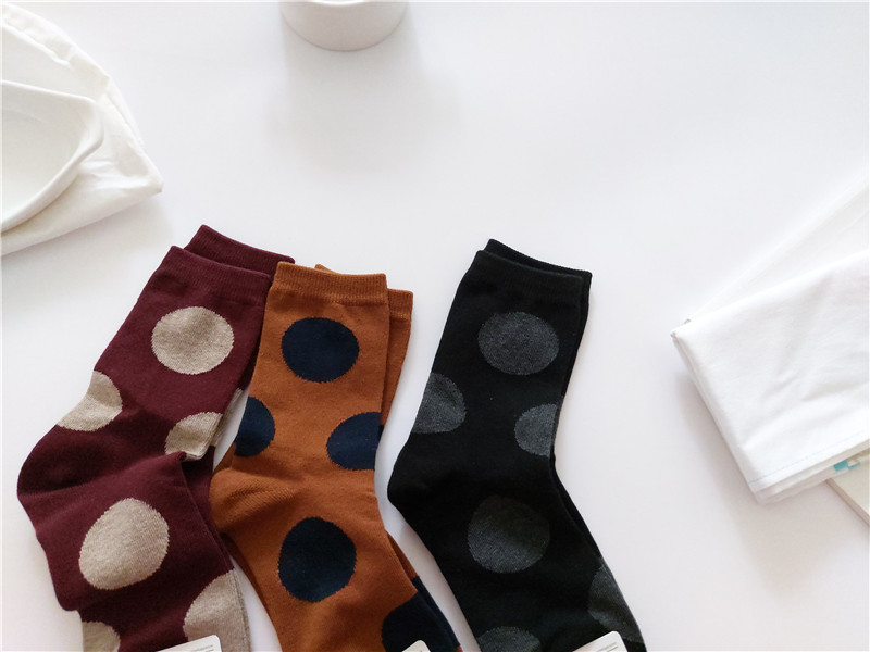 Women's Simple Style Round Dots Cotton Crew Socks A Pair display picture 14