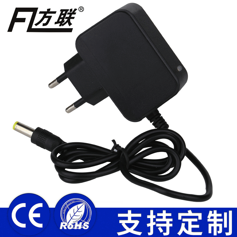 8.4V12V欧规18650锂电池充电器 投光灯充电器