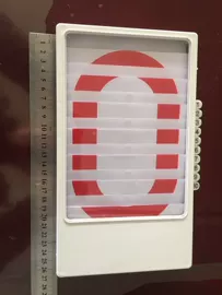 乒乓球网;记分牌;足球训练用具