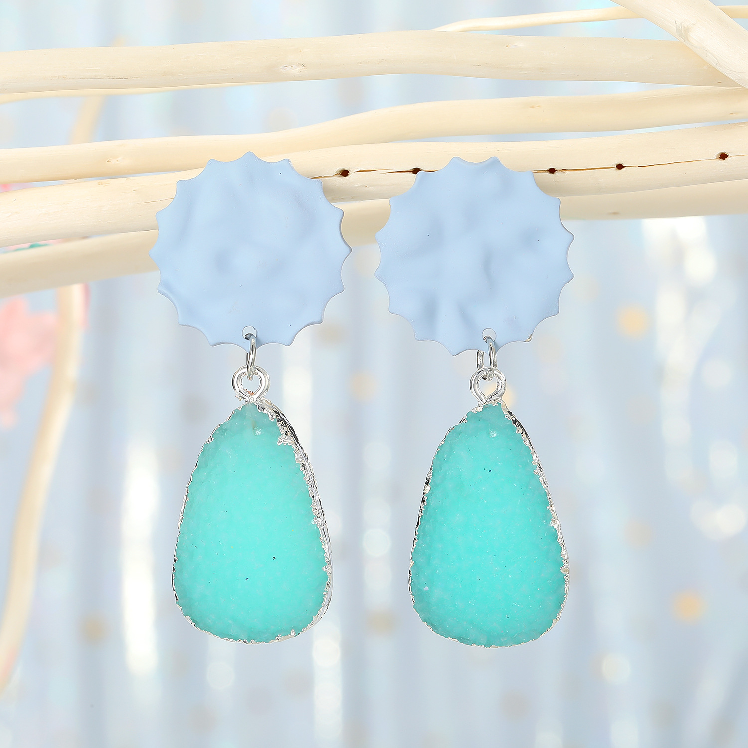 Korean Exaggerated Natural Stone Round Jelly Color Earrings For Women Wholesale display picture 5