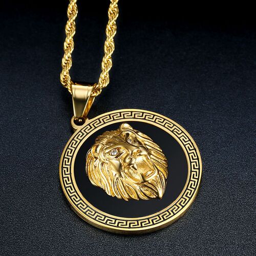 European and American original trendy brand, domestically popular titanium steel gold-plated diamond-studded lion head hip-hop pendant.