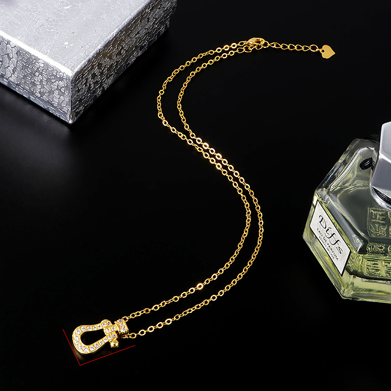 Daily Occasion Copper Material Solid Color Pattern Copper Simple Style Inlay Solid Color Zircon Necklace