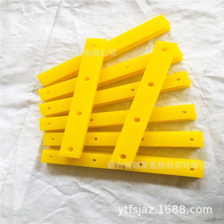 山东烟台富顺供应聚氨酯垫块(图)  聚氨酯垫块  PU块 异形件