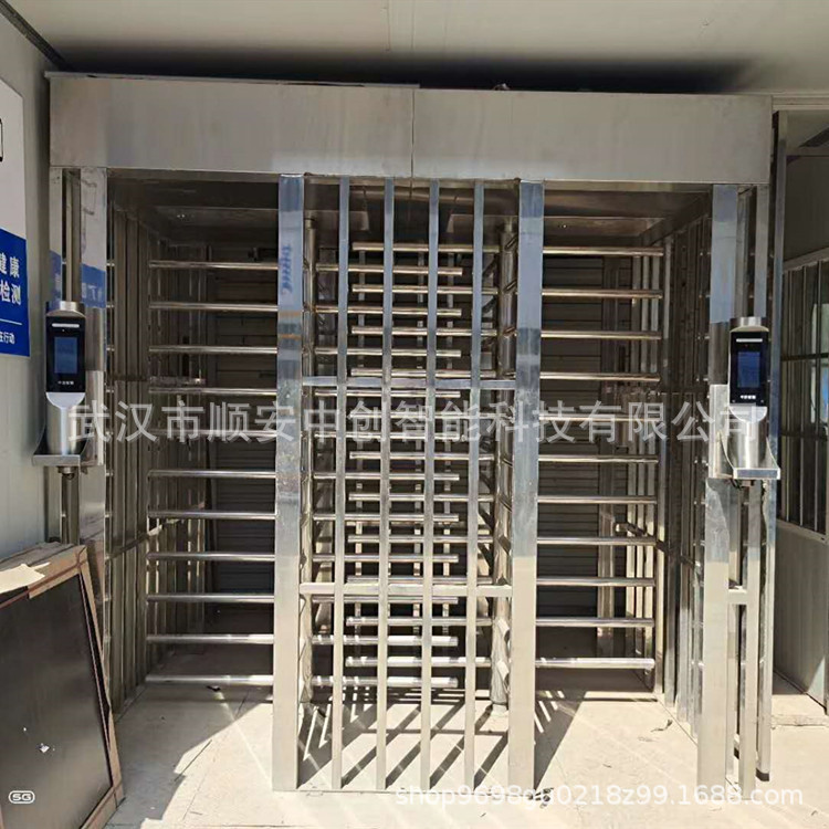 工地十字转闸门动态人脸识别双通道全高闸智能门禁人行通道闸武汉