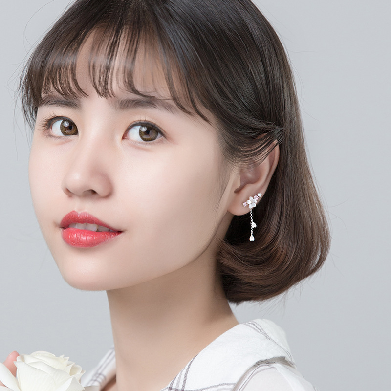 S925 gancho de auriculares de plata para mujeres coreanas conchas de flores de cinco pétalos con diamantes adornos de amor pendientes de bordilla pendientes de orejas G5389 image 4