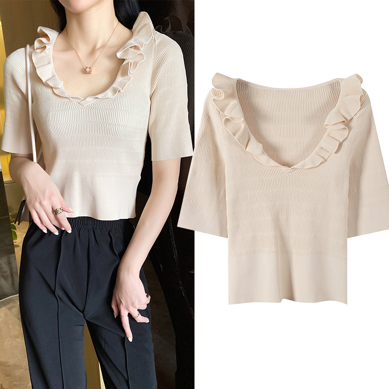 French Style 2020 Spring and Summer New Fantasia Lotus Collar Waist Knitted Top V-Neck Striped Ladies Slim-Fit Sweater French Style 2020 Spring and Summer New Fantasia Lotus Collar Waist Knitted Top V-Neck Striped Ladies Slim-Fit Sweater