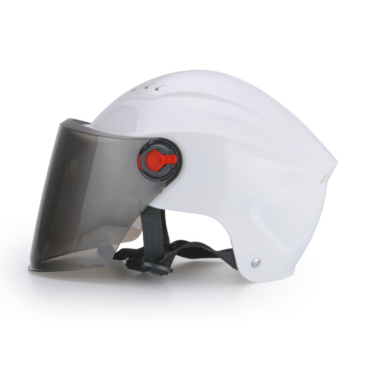 Nuevo casco de ciclismo eléctrico, casco de motocicleta, casco de verano para hombres y mujeres, stock de una pieza