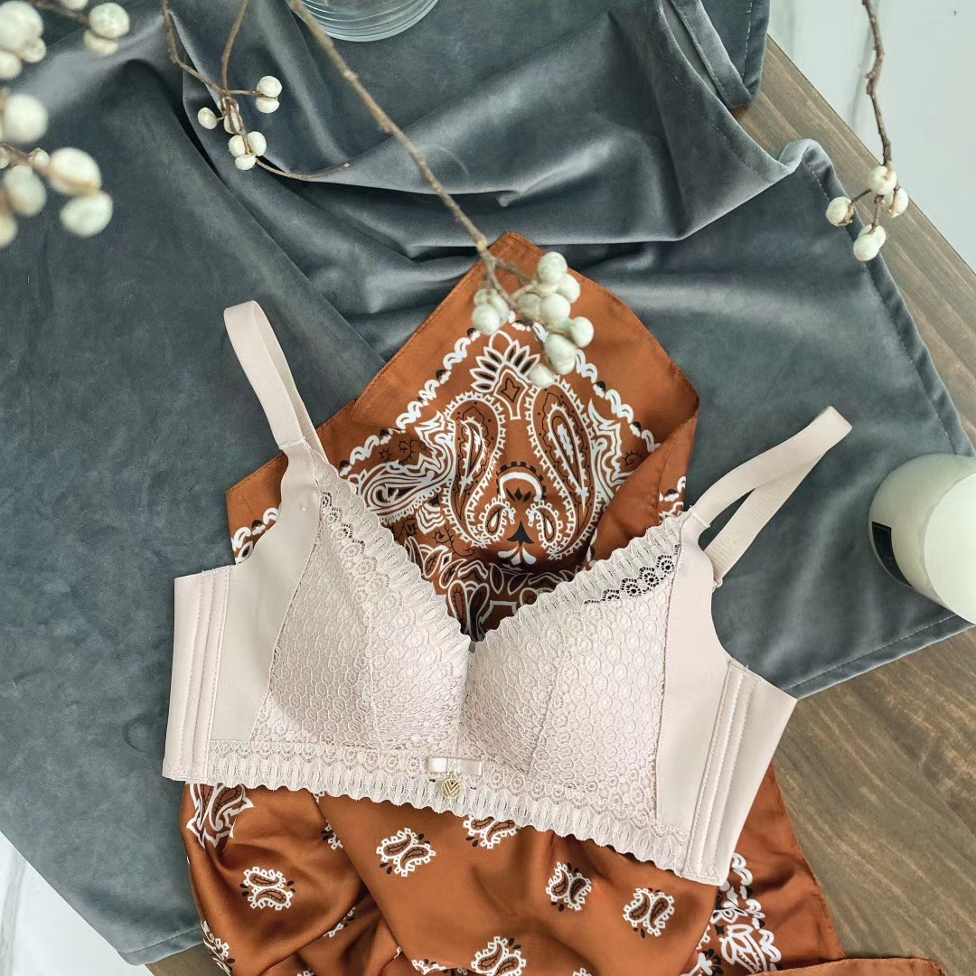 Sujetador inalámbrico ropa interior de las mujeres pequeño pecho push up ajustable anti-flacidez del pecho sujetador de las mujeres delgadas 9049