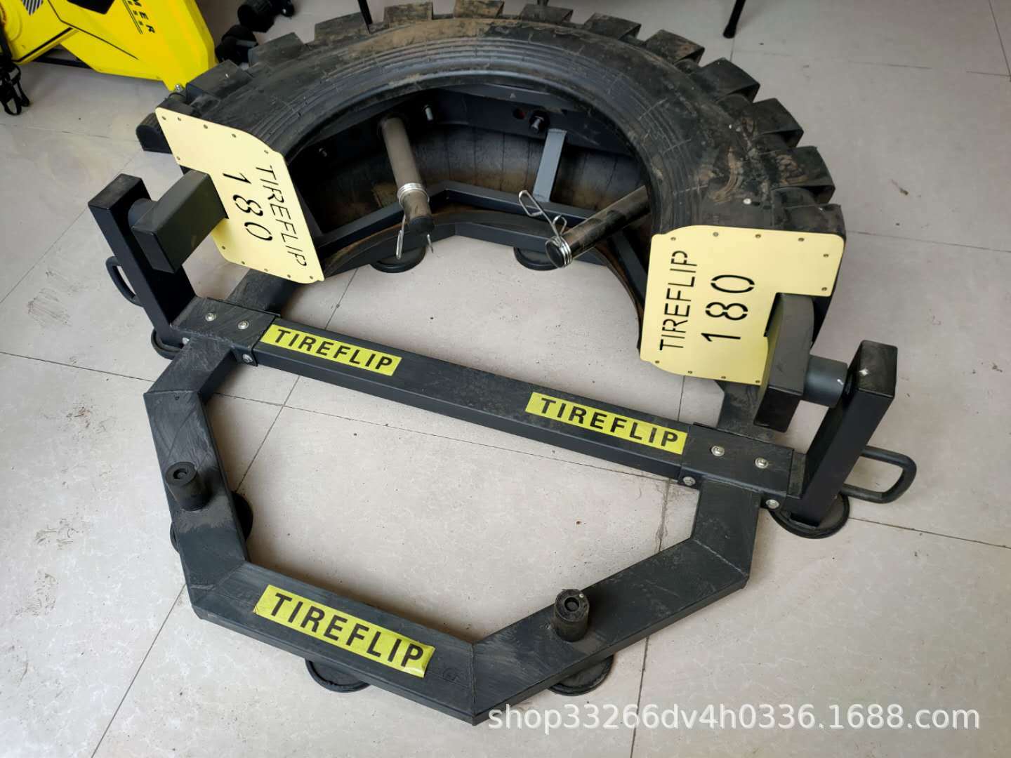 廠家批發商用半月大型翻轉輪胎體能力量訓練器械爆發力翻滾輪胎機
