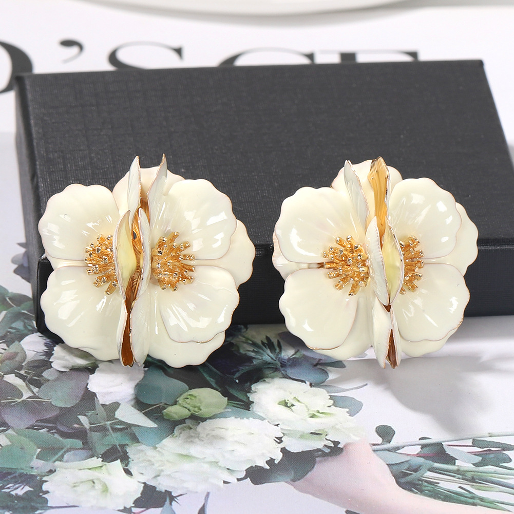 Drip Three-dimensional Flower Earrings Creative Fashion Butterfly Orchid Earrings Jewelry Wholesale Nihaojewelry display picture 3