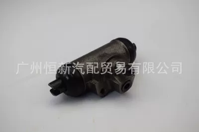 Applicable to Nissan Navara D22 4WD series brake rear brake cylinder brake cylinder 44100-3t011 (Brake cylinder)