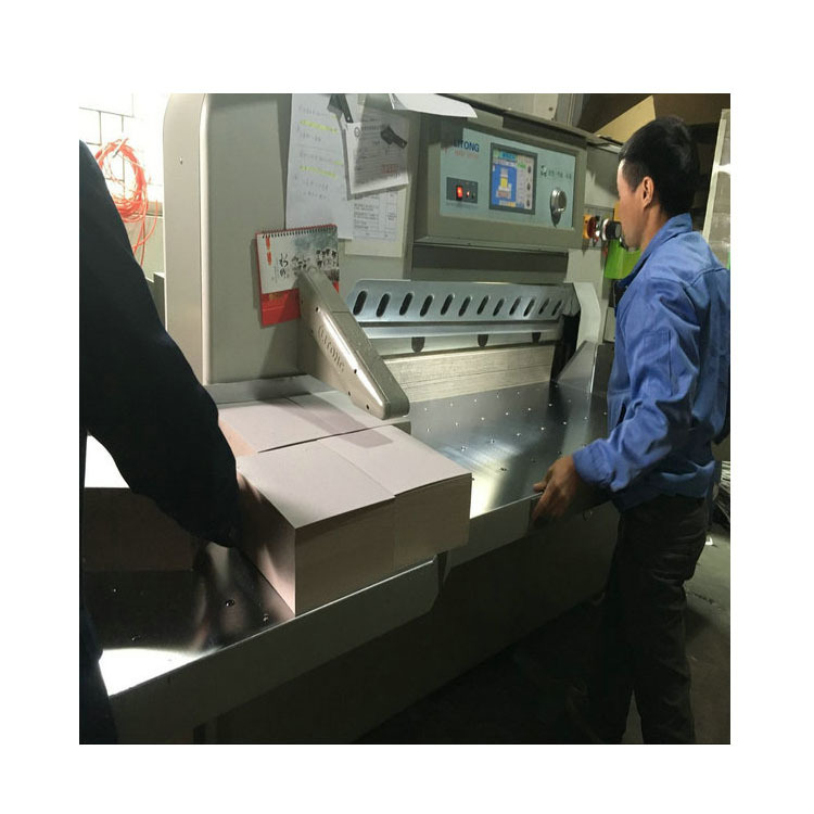 东莞厂家1250克双灰纸板 1100g灰板纸 文件夹封面纸板厂家