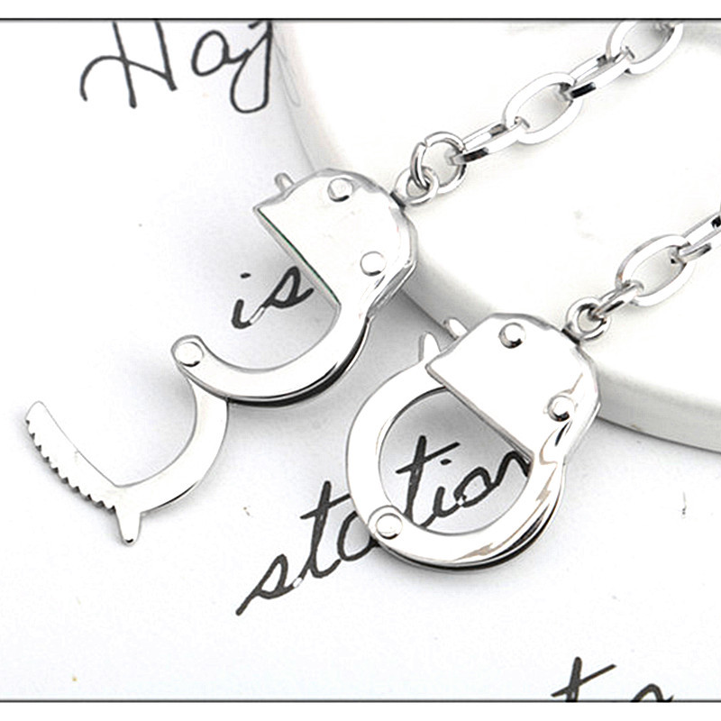 New titanium handcuffs necklace, hip-hop trendy men's pendant, stainless steel jewelry_voghion.com