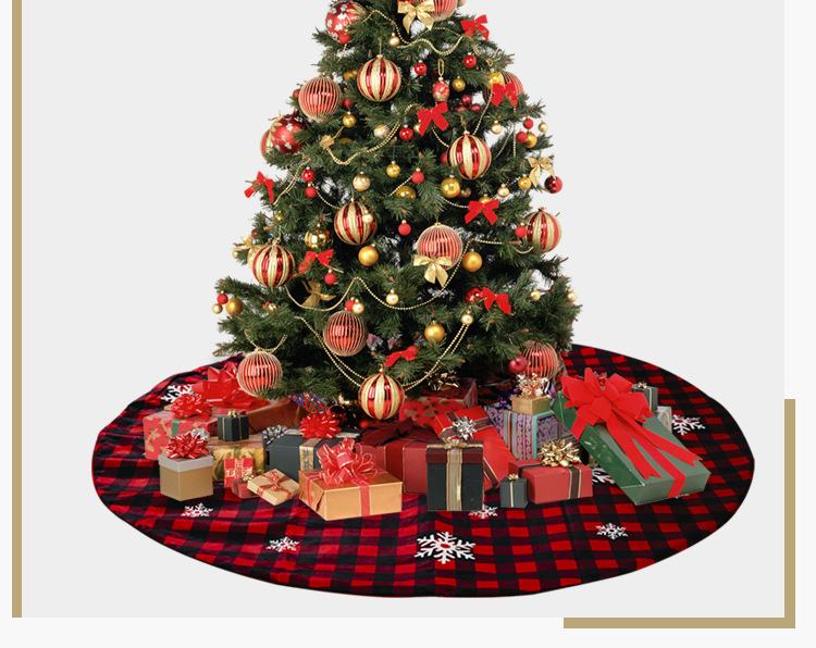 Christmas Lattice Snowflake Tree Skirt display picture 8