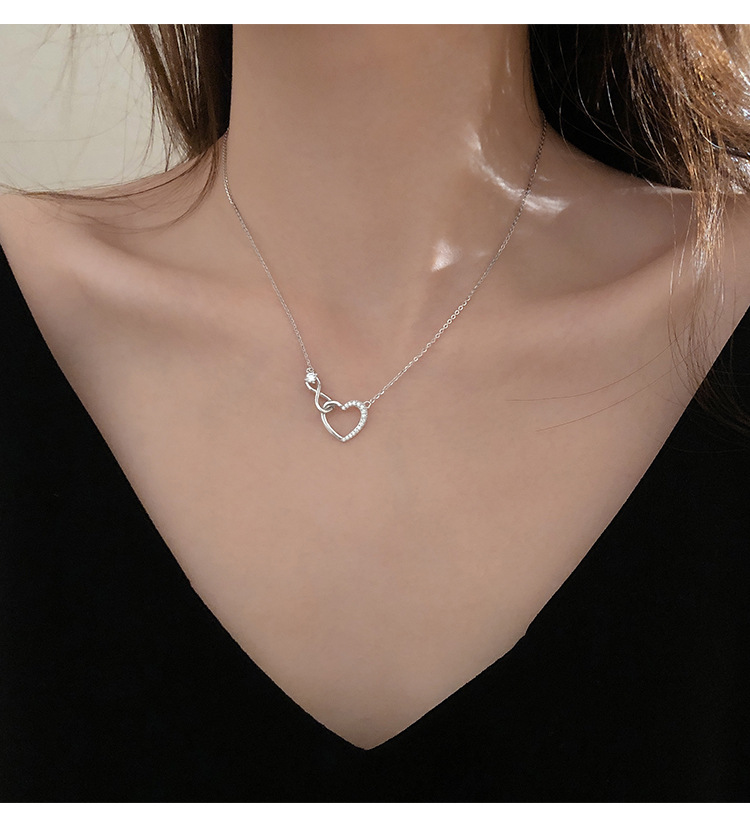 Charming neck chain