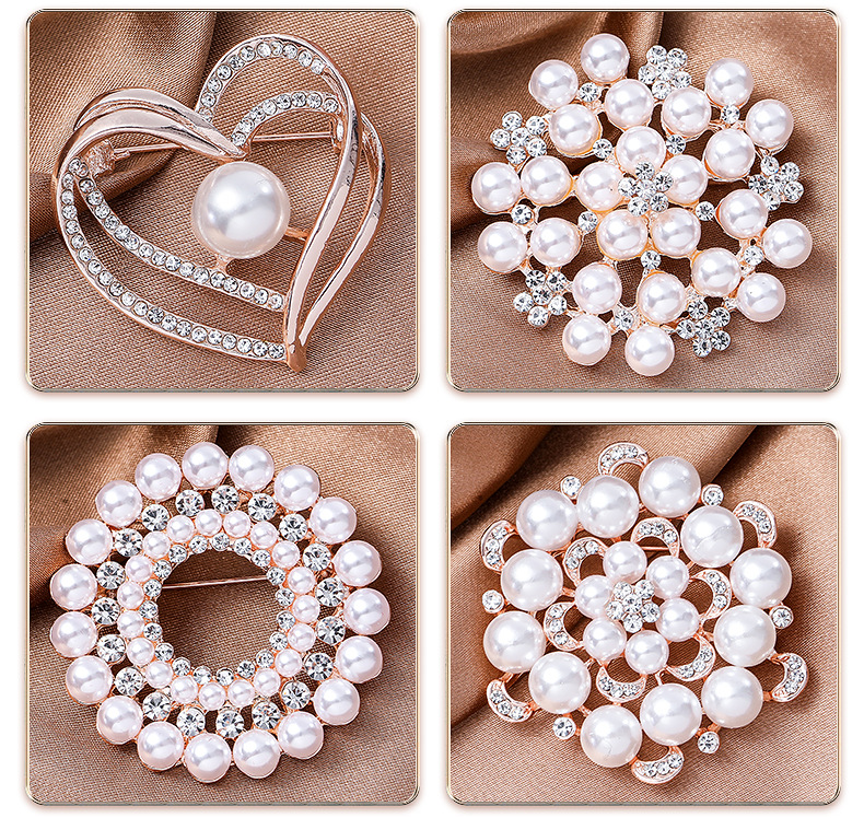 Elegant Heart Shape Flower Butterfly Imitation Pearl Alloy Rhinestone Women's Brooches display picture 1