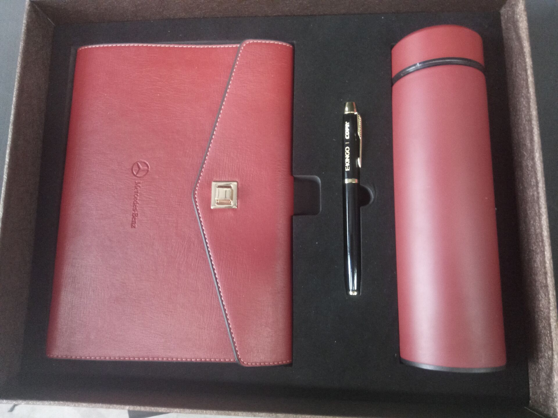 供应黑色EVA表黑绒包装海绵/化妆品包装海绵