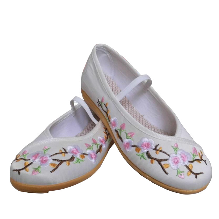 Spring and Autumn New Old Beijing Ethnic Style Embroidered Cloth Shoes Fashion Low-top Women's Shoes Hanfu Shoes Girls Children's Shoes