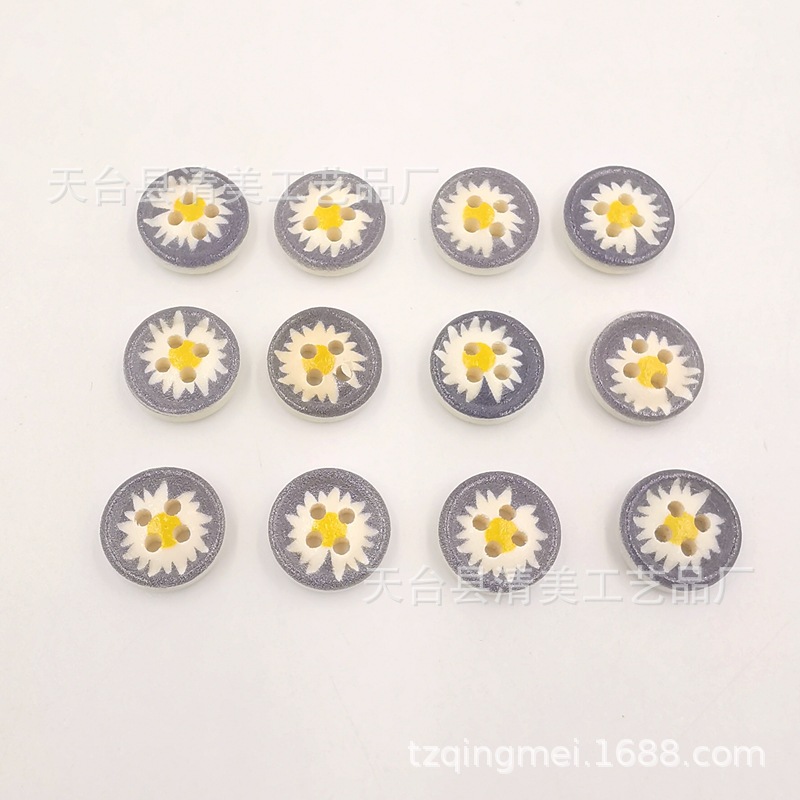 13mm/15mm/18mm pintado lindo botón de madera de margarita hermosa decoración niños manualidades hechas a mano