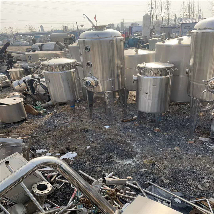 出售二手化工厂外循环蒸发器 二手双效2吨浓缩蒸发器