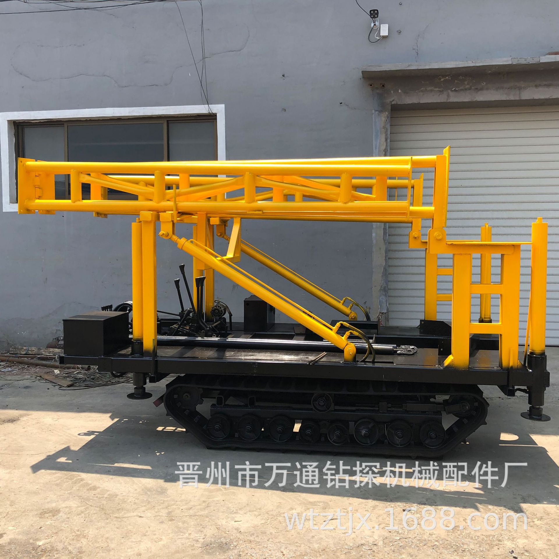 8轮高支腿油缸液压人字塔橡胶履带地质勘察钻探机械履带行走钻机
