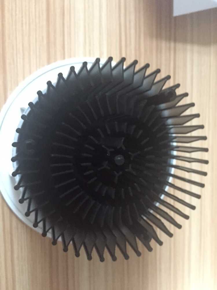 2547371204_1283924813