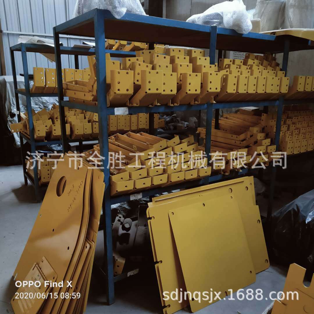 批发挖掘机CAT325D水箱边门 液压泵边门 柴油箱 工具箱 发动机罩