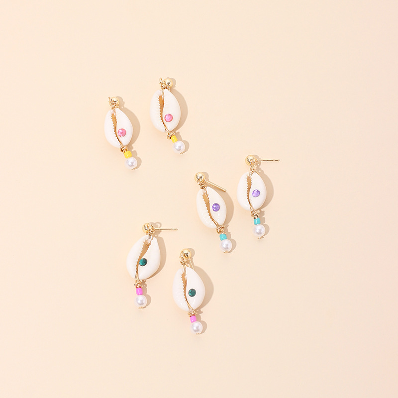 7g Weight Earrings Classification Wedding, Travel, Birthday, Festival Occasion Women'S Gender Baroque Style Style Pink, Purple, Green Color Hot Selling Fashion New Gemstone Shell Pearl Earrings Wholesale 1