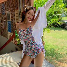 新款泳衣女韩国性感可爱少女小清新复古波点吊带彩色五眼系带连体