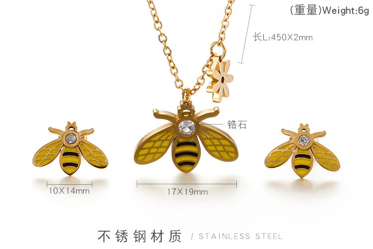 Kalen Ornament New Fashion Popular Titanium Steel Bee Clavicle Women Necklace Animal Accessories Set
