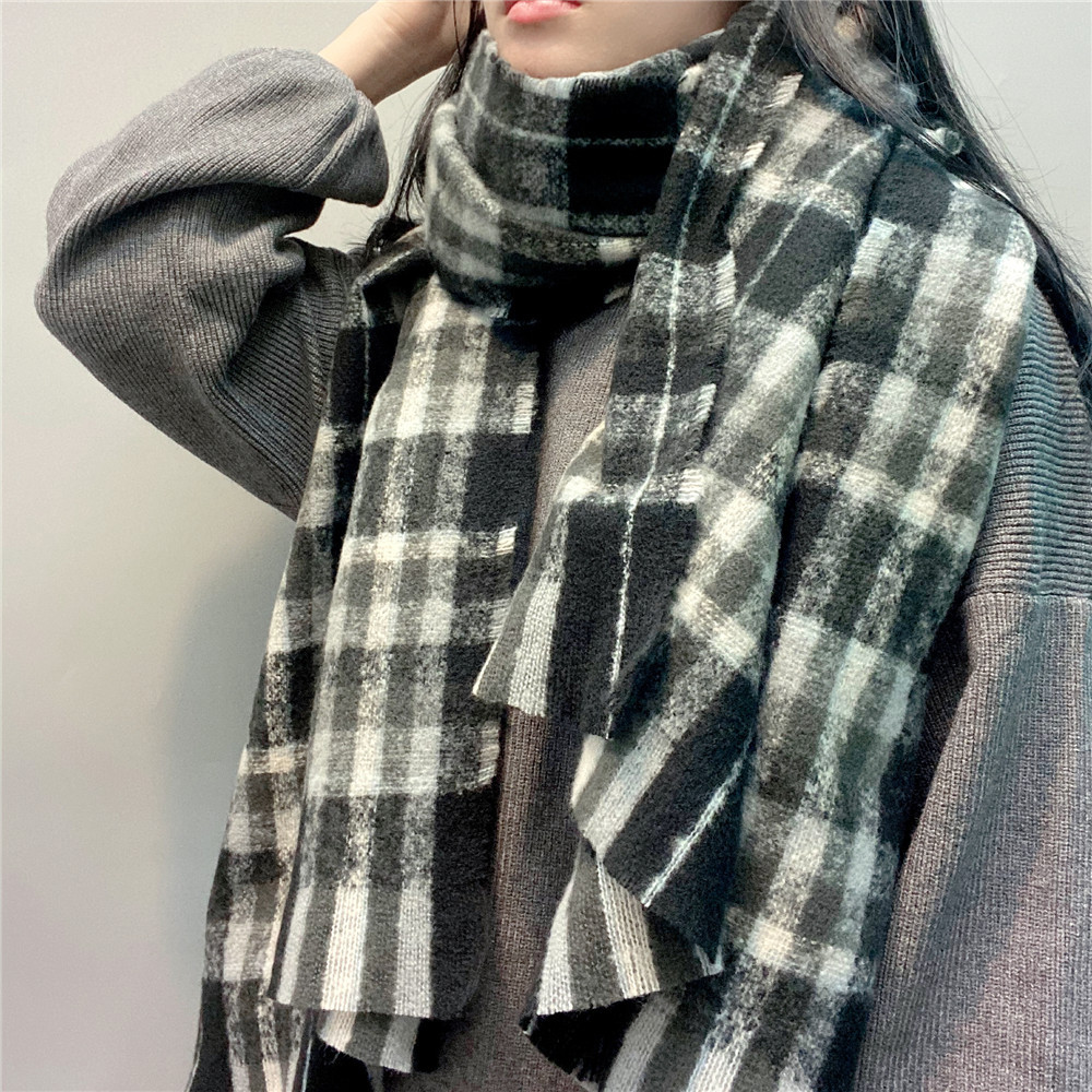 Plaid Cashmere Scarf display picture 13