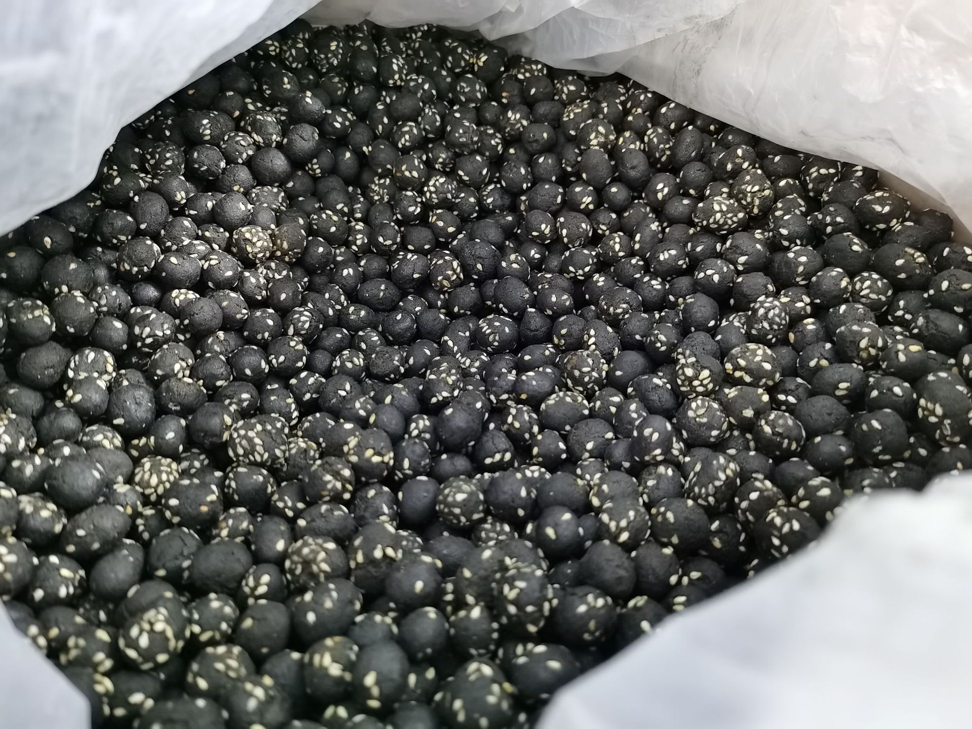芝麻味散装花生办公室小零食