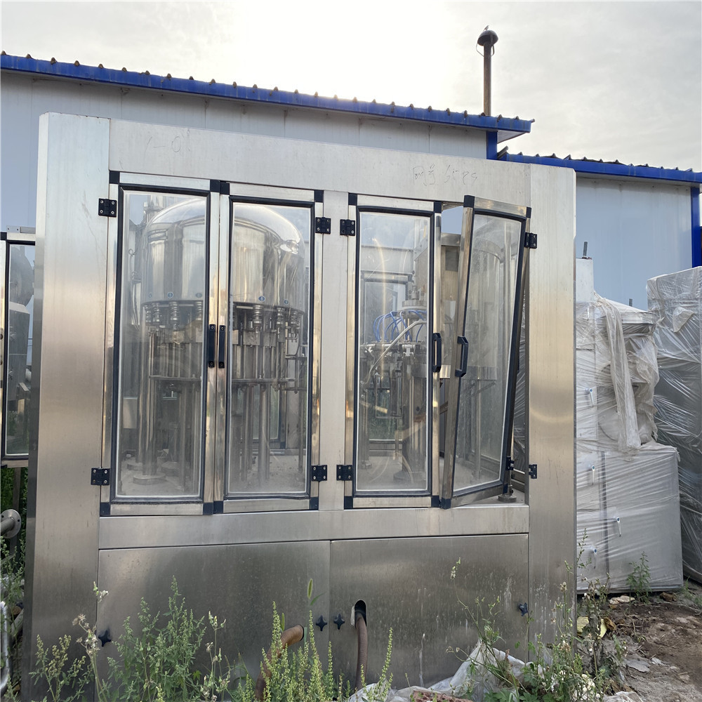 出售二手灌装机水剂消毒液灌装机补充装拉链袋液体灌装机