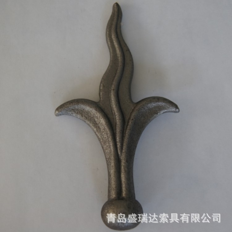 即墨工厂大量供应高品质低价建筑铁艺装饰锻打配件矛头枪尖防爬尖