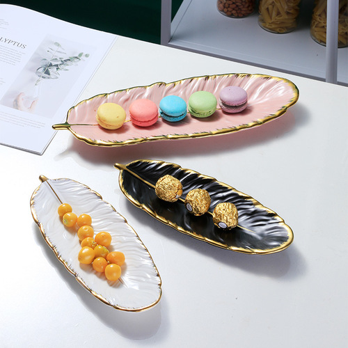Nordic light luxury gold edge ceramic dessert plate, ink green feather plate, banana leaf fruit plate, dry fruit plate storage plate